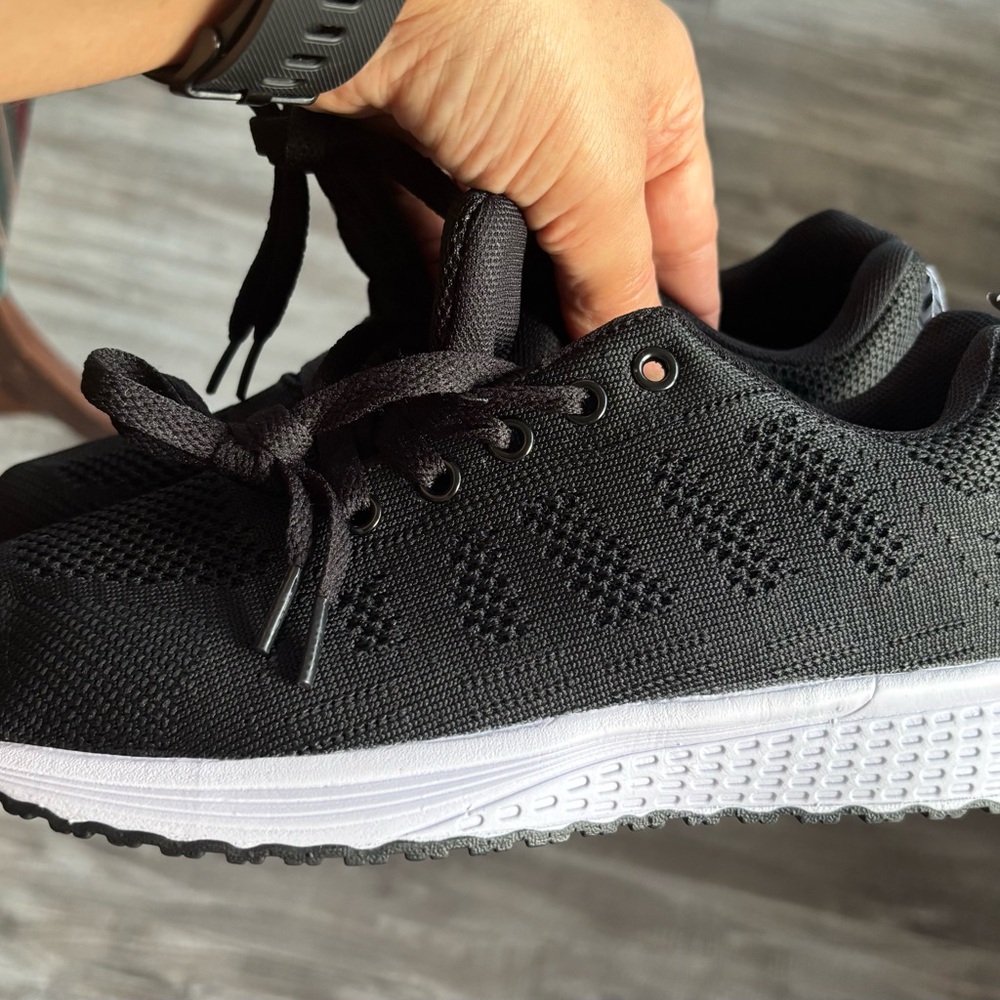 Women's Black Athletic Running Shoes - Picture 6 of 7